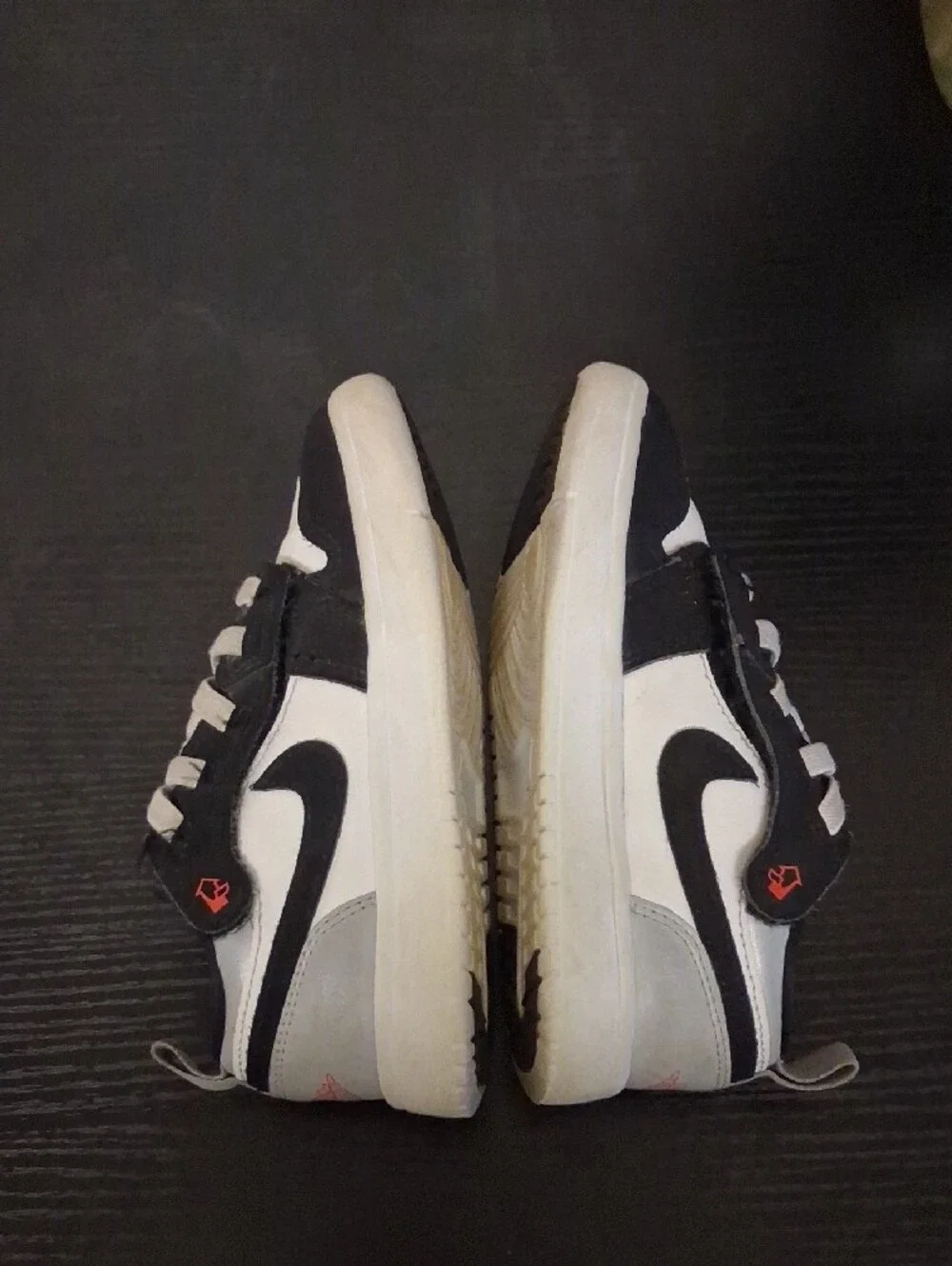 Jordan Kids Black White and Red Low-Top Sneakers SIZE 11C